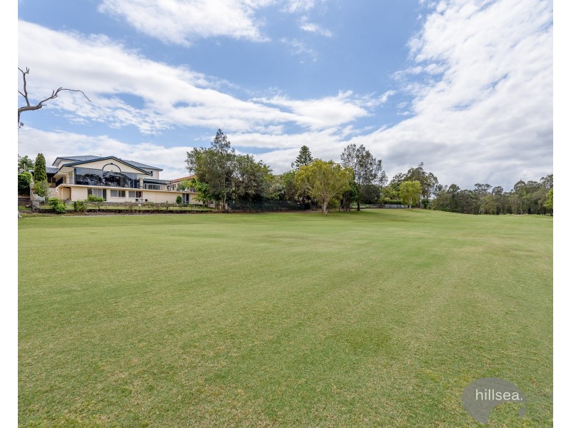 70 Arnold Palmer Drive, Parkwood QLD 4214