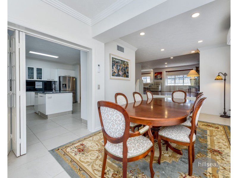 70 Arnold Palmer Drive, Parkwood QLD 4214
