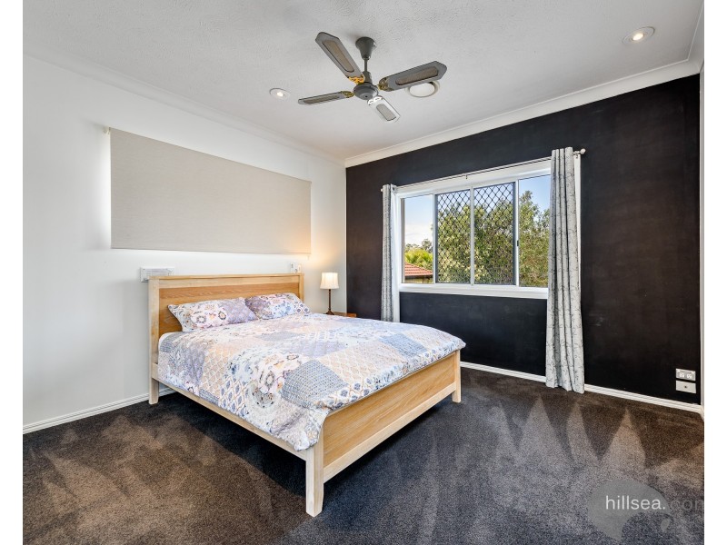70 Arnold Palmer Drive, Parkwood QLD 4214