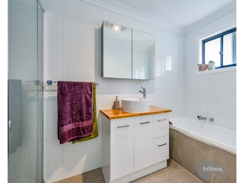 1/11 Stephanie Court, Labrador QLD 4215