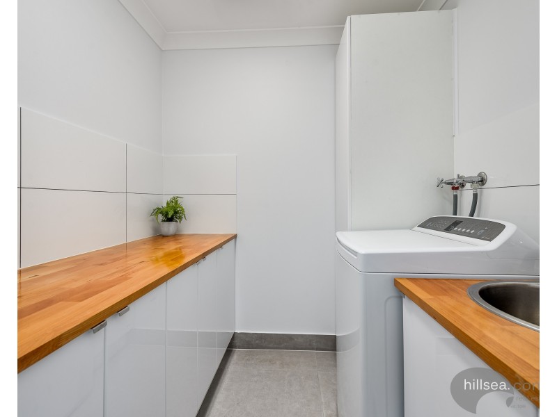 1/11 Stephanie Court, Labrador QLD 4215