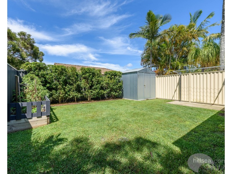 1/11 Stephanie Court, Labrador QLD 4215