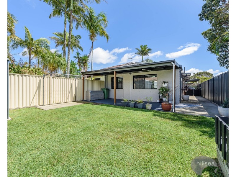 1/11 Stephanie Court, Labrador QLD 4215
