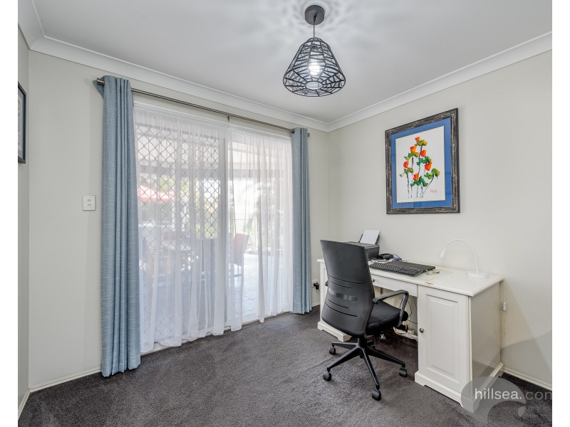 32 Masters Street, Arundel QLD 4214