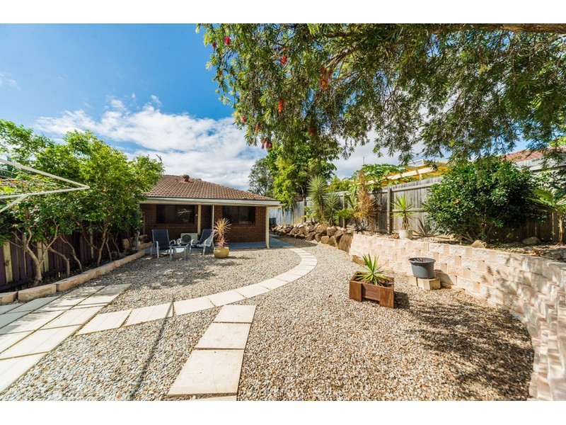 2/8 Senate Street, Labrador QLD 4215