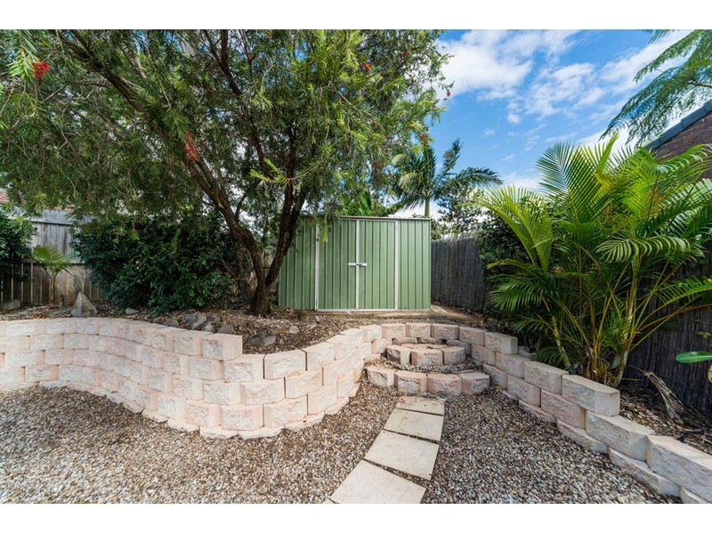 2/8 Senate Street, Labrador QLD 4215