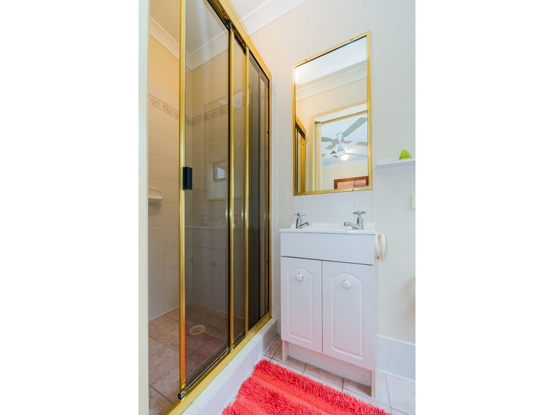 8/442 Pine Ridge Road, Coombabah QLD 4216