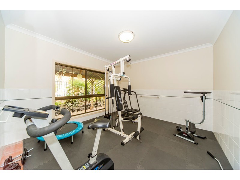 8/442 Pine Ridge Road, Coombabah QLD 4216