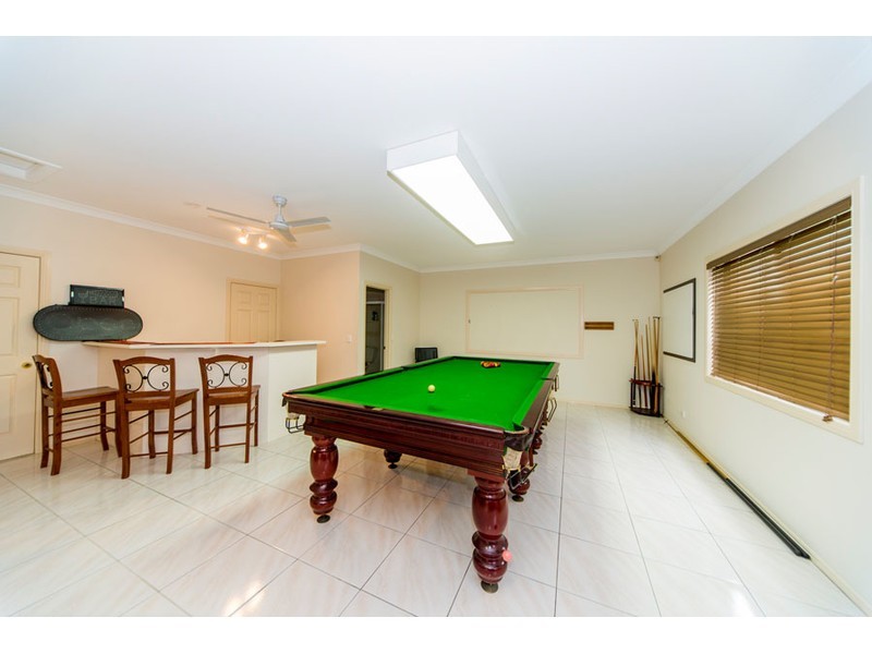 8/442 Pine Ridge Road, Coombabah QLD 4216