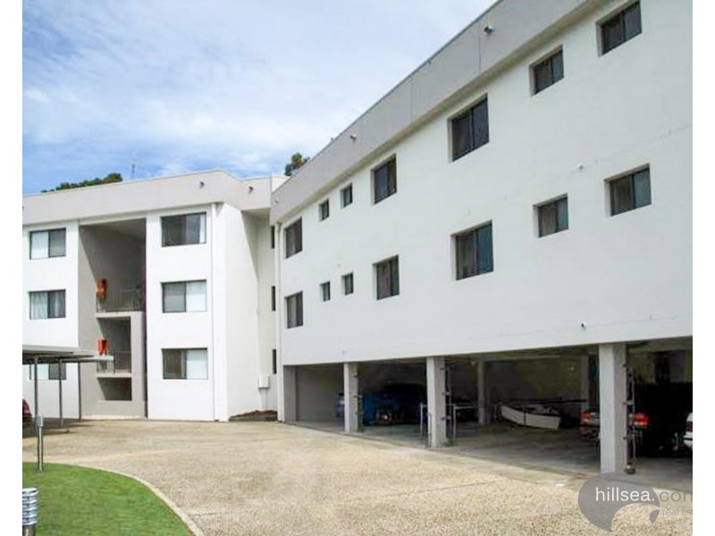 6/15 Huth Street, Labrador QLD 4215