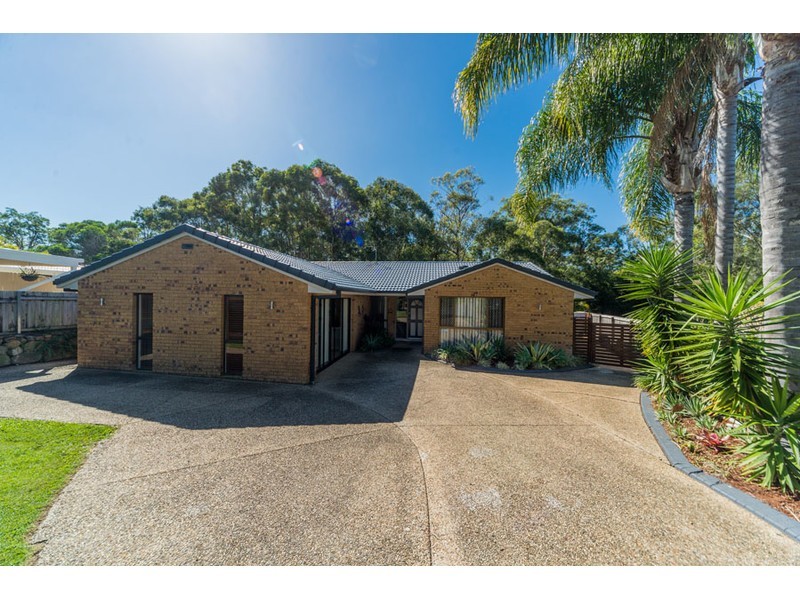 23 Footscray Court, Arundel QLD 4214