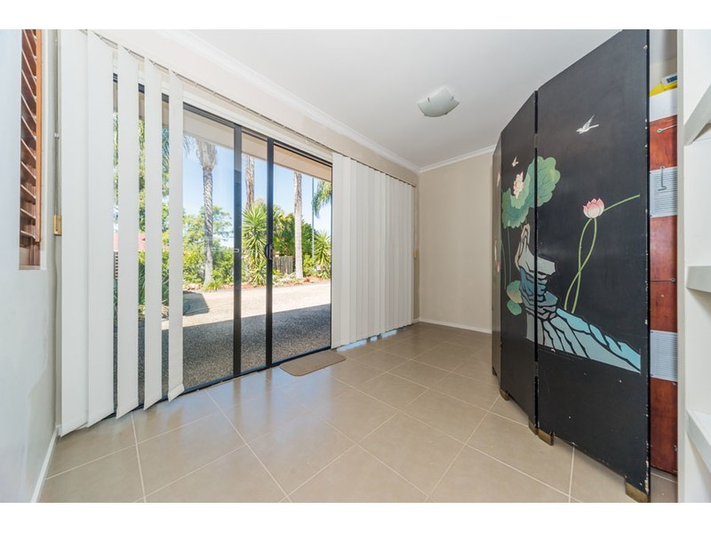 23 Footscray Court, Arundel QLD 4214