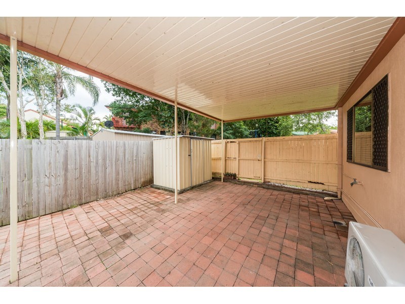 1/202 Central Street, Labrador QLD 4215