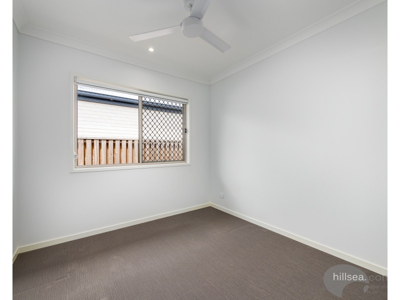 25 Greenview Circuit, Arundel QLD 4214