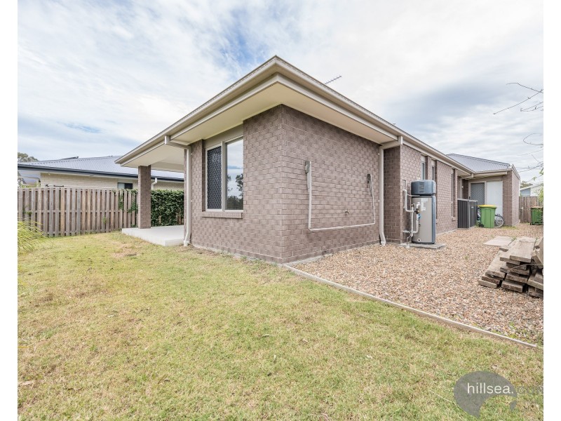 25 Greenview Circuit, Arundel QLD 4214
