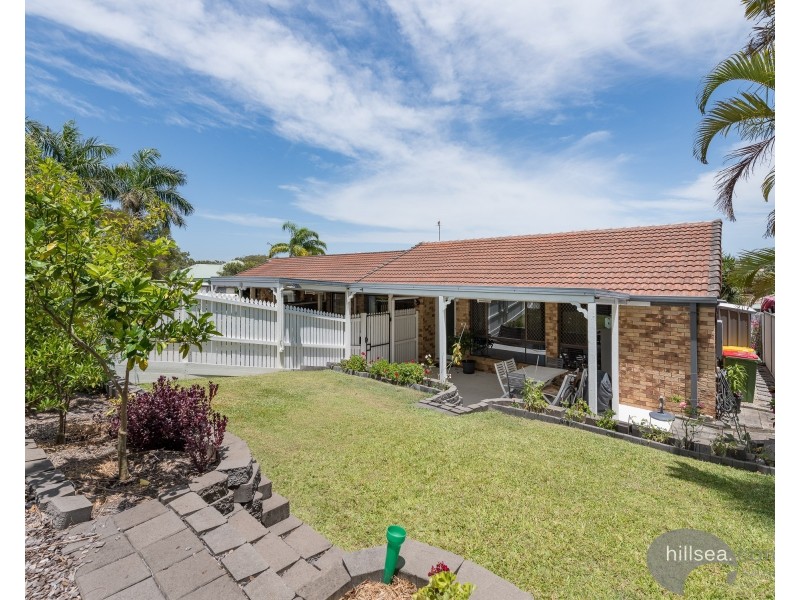 2/6 Jean Street, Labrador QLD 4215