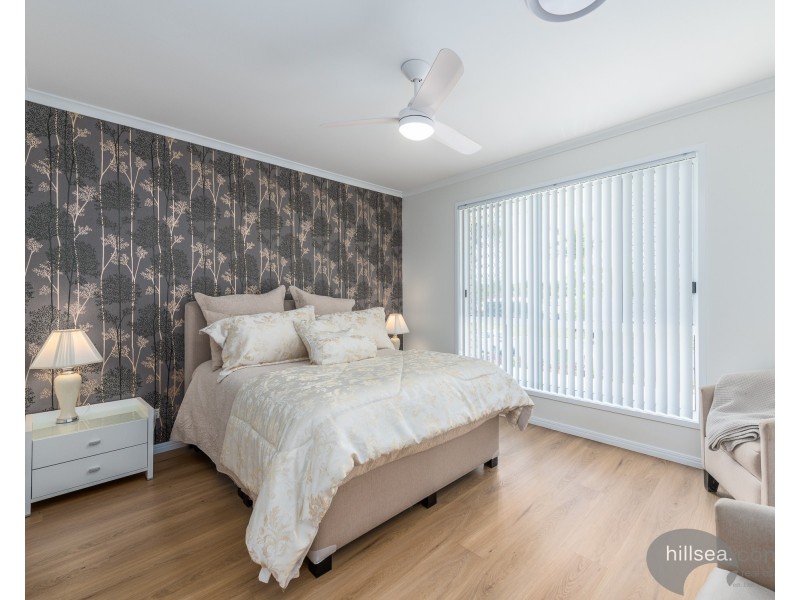 15 Chiffley Place, Arundel QLD 4214