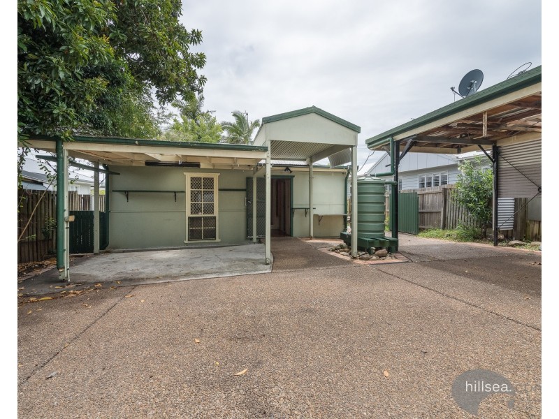68 Central Street, Labrador QLD 4215
