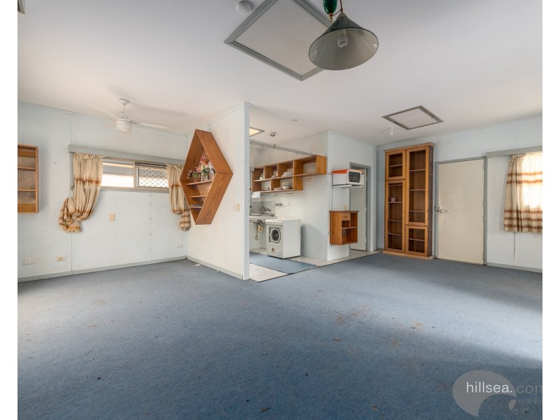 68 Central Street, Labrador QLD 4215