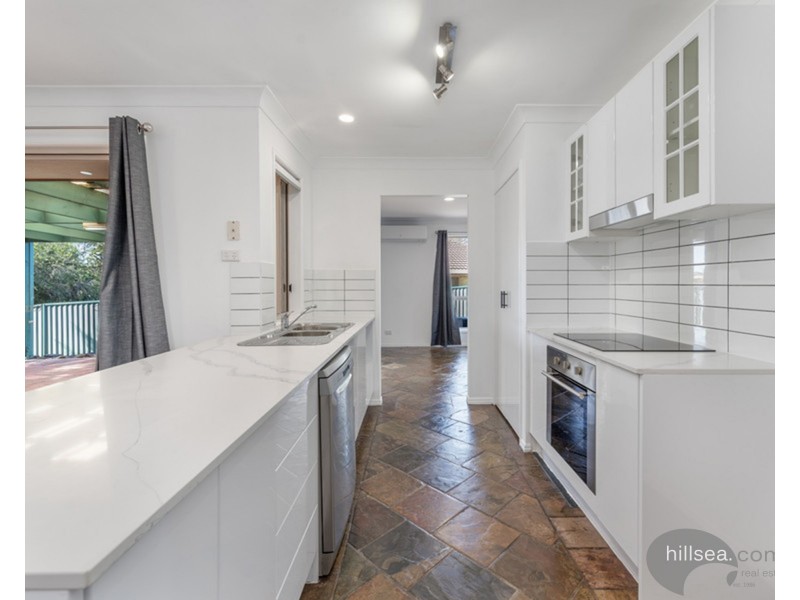 69 Greenacre Drive, Parkwood QLD 4214