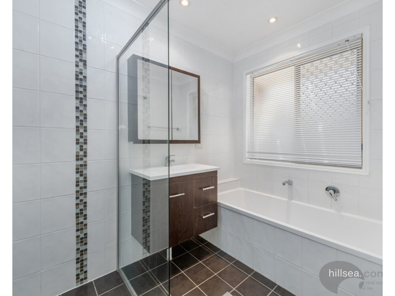 69 Greenacre Drive, Parkwood QLD 4214