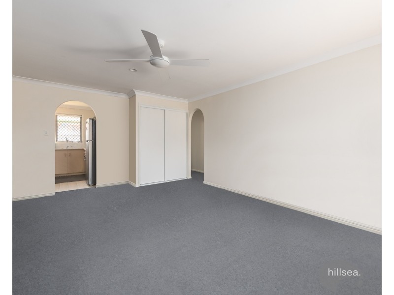 1/11 Riccarton Place, Labrador QLD 4215