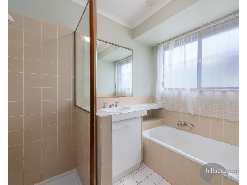 1/27 Botanical Drive, Labrador QLD 4215