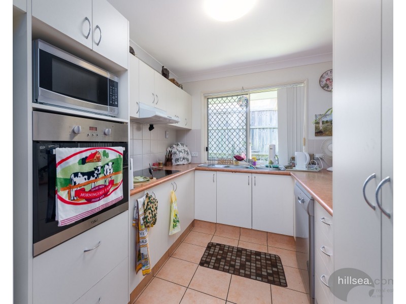 2/227 Government Road, Labrador QLD 4215