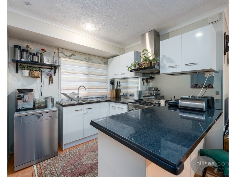 2/52 Botanical Drive, Labrador QLD 4215