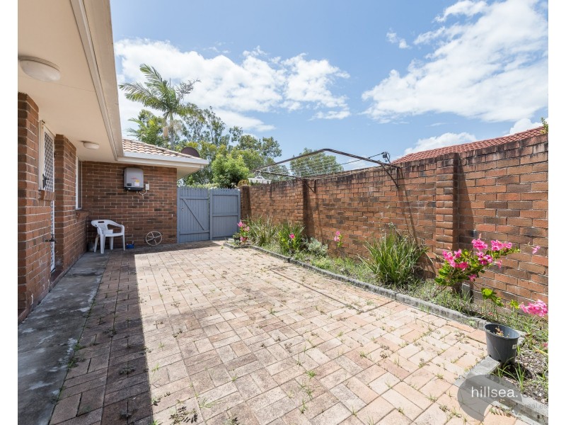 1/122A Whiting Street, Labrador QLD 4215