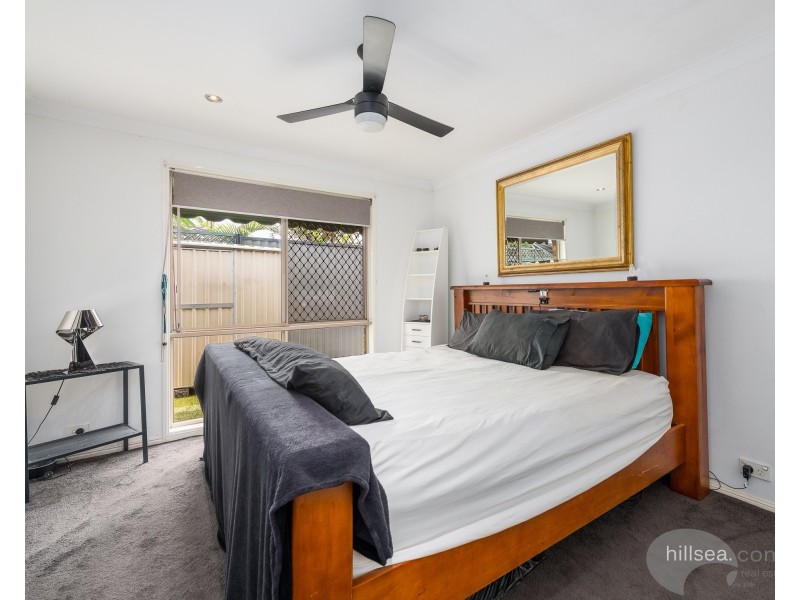 2/3 Riccarton Place, Labrador QLD 4215