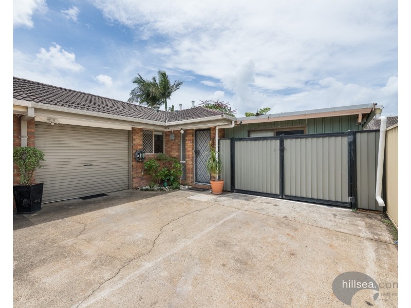 2/3 Riccarton Place, Labrador QLD 4215