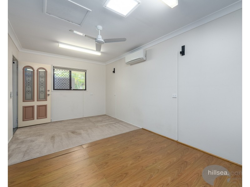 60 Allied Drive, Arundel QLD 4214