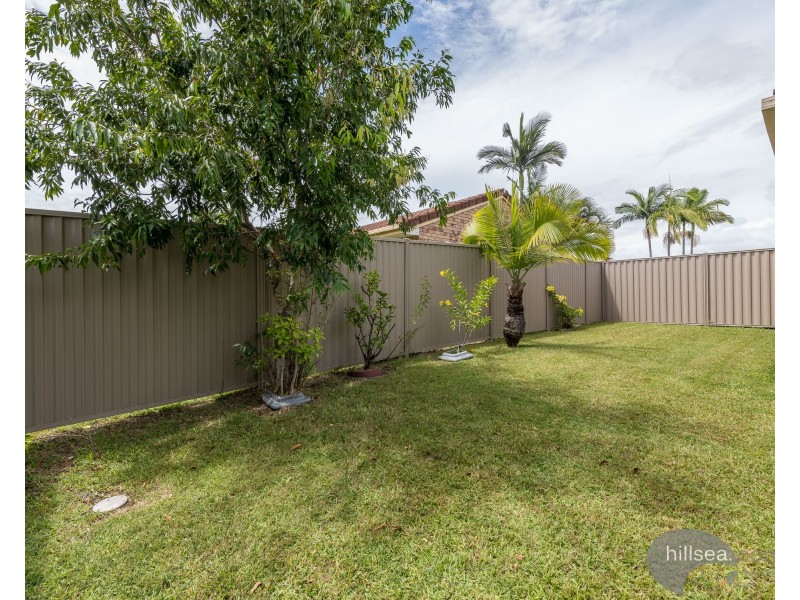 2/25 Brown Street, Labrador QLD 4215
