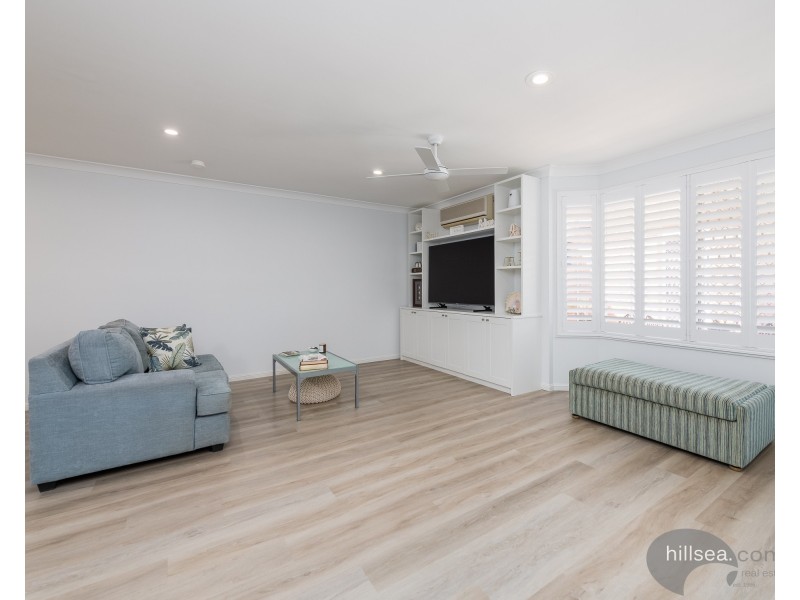 1/3 Jannie Court, Labrador QLD 4215