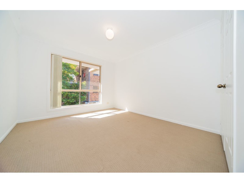 4/152 Frank Street, Labrador QLD 4215