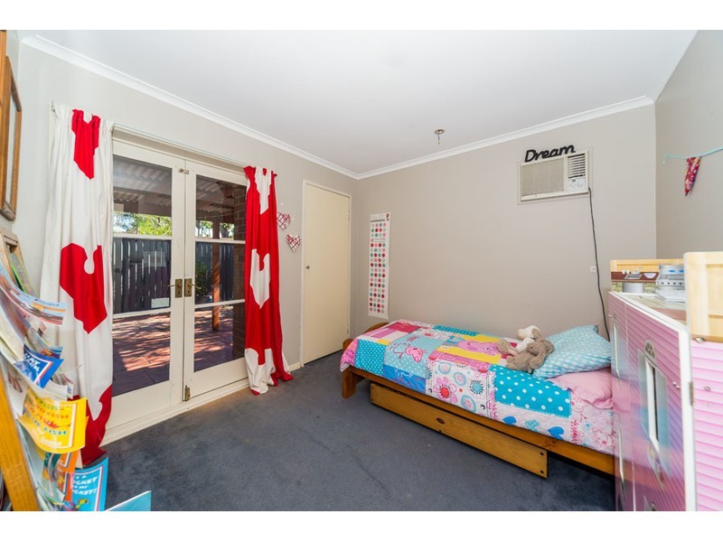 2/22 Telopea Street, Labrador QLD 4215