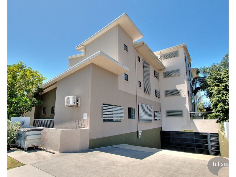 3/12-14 Bradford Street, Labrador QLD 4215