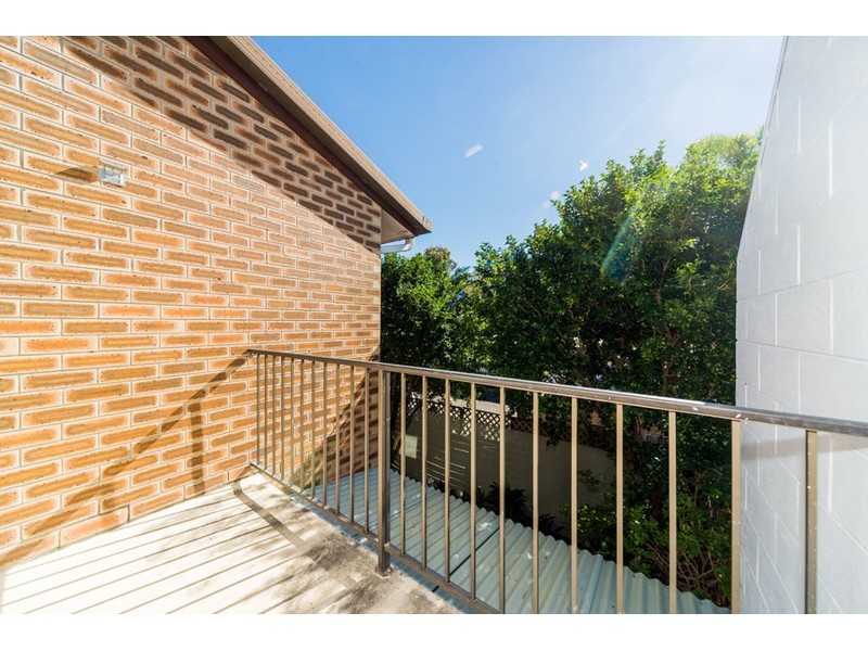 3/3 Proud Street, Labrador QLD 4215