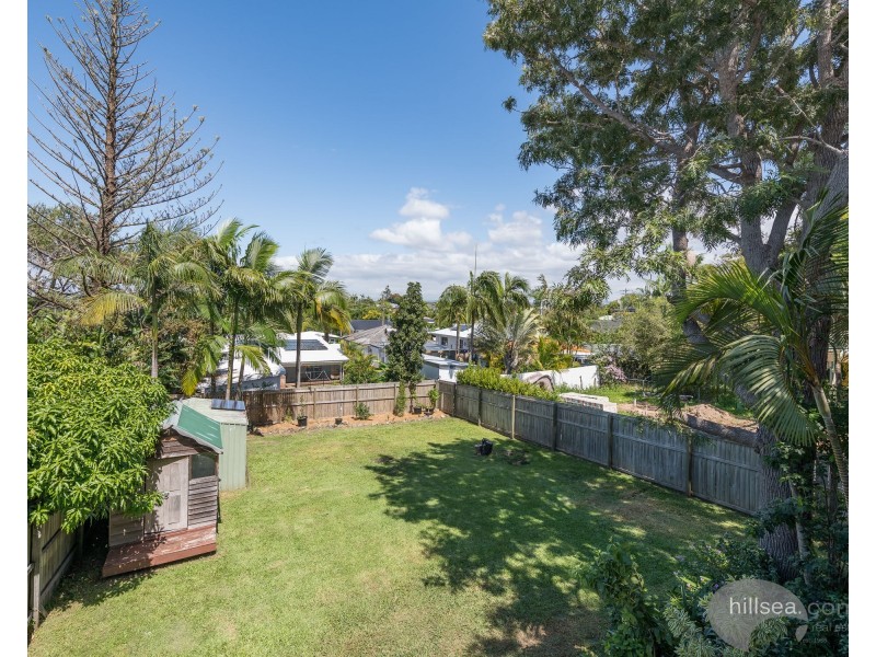 16 First Avenue, Labrador QLD 4215