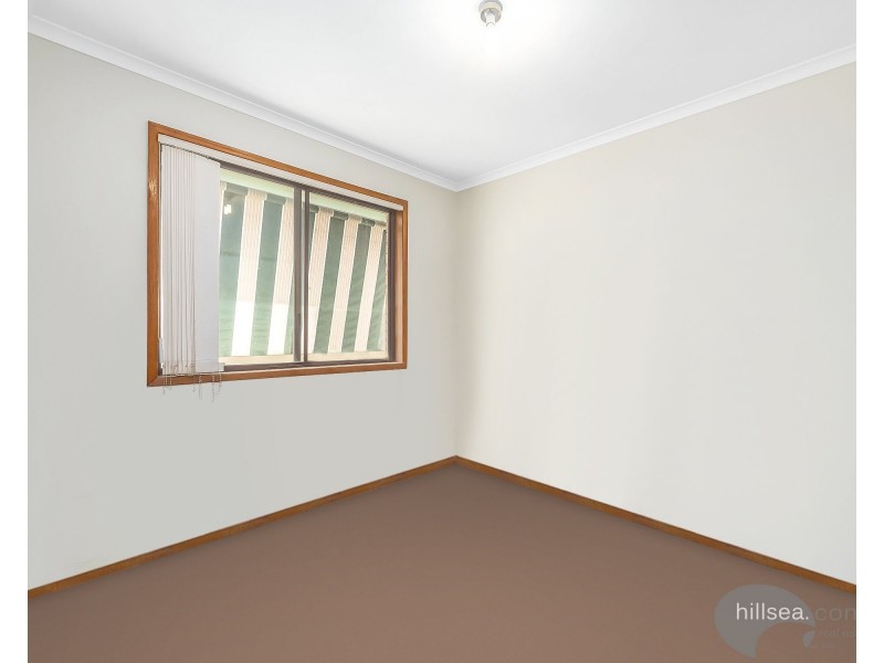 2/11 Stephenson Street, Labrador QLD 4215