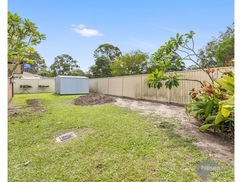 2/11 Stephenson Street, Labrador QLD 4215