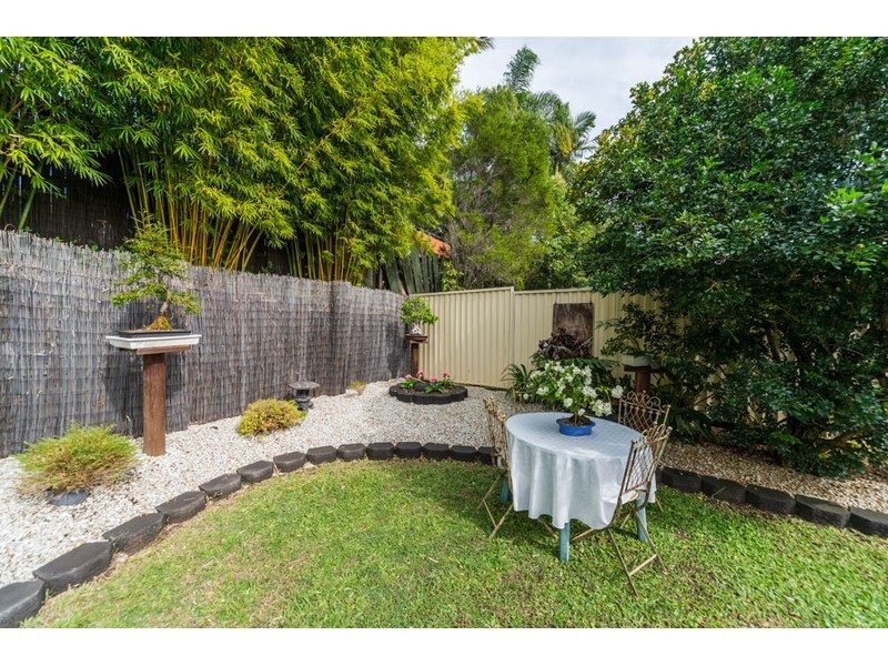 2/10 Jessica Court, Arundel QLD 4214