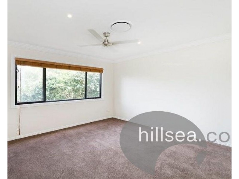 1/4 Cawthray Street, Biggera Waters QLD 4216