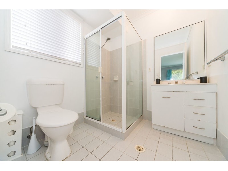 5 Grimsdyke Court, Molendinar QLD 4214
