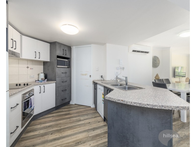 203/392 Marine Parade, Labrador QLD 4215