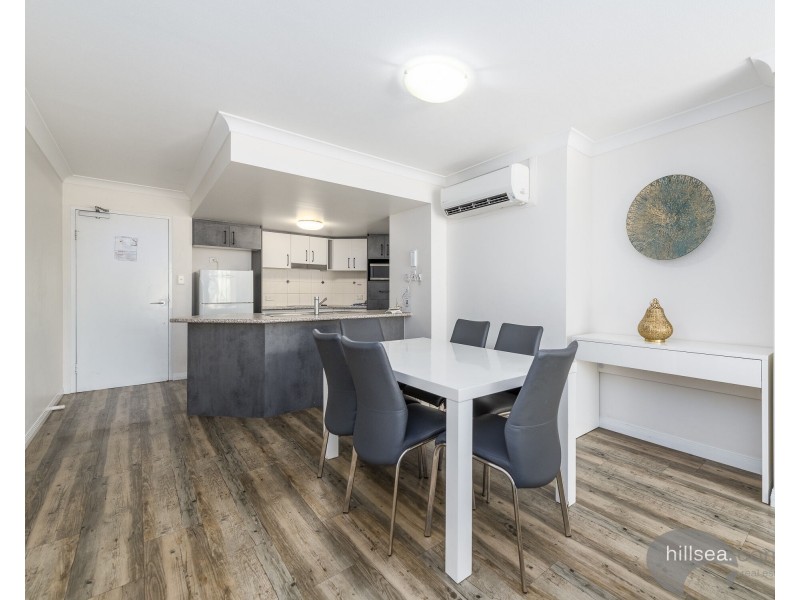 203/392 Marine Parade, Labrador QLD 4215