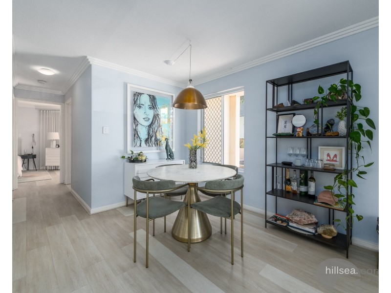 4/7 Whiting Street, Labrador QLD 4215