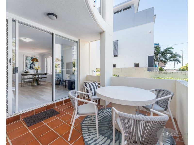 4/7 Whiting Street, Labrador QLD 4215