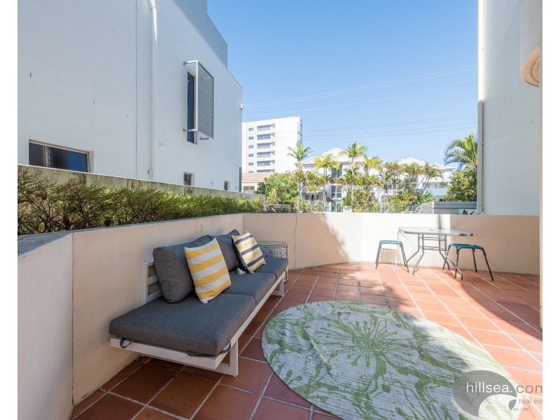 4/7 Whiting Street, Labrador QLD 4215